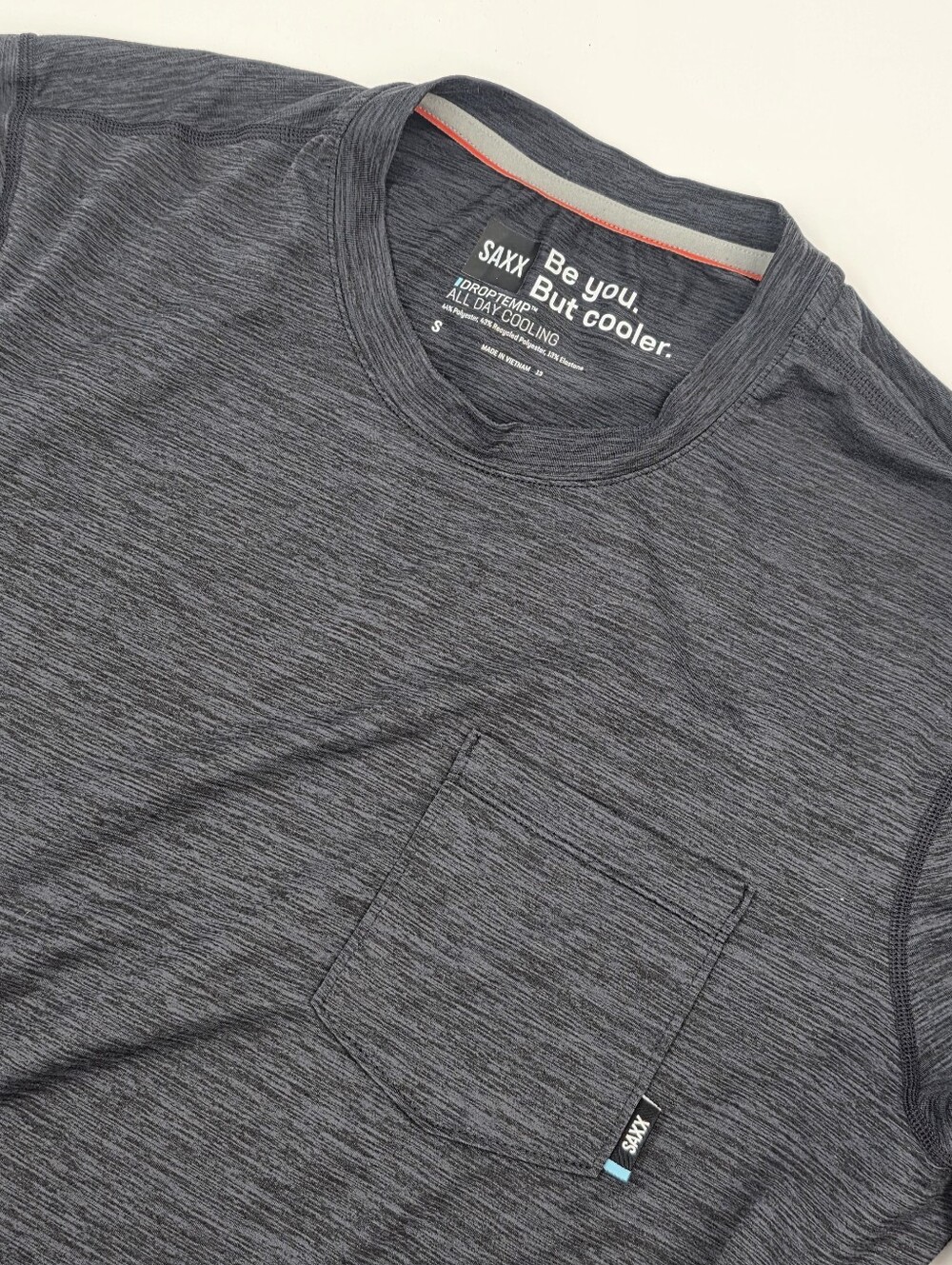 Saxx DropTemp Cooling Heathered Black Short Sleeve Pocket Tee Shirt Mens S